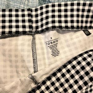 Black and white gingham biker shorts